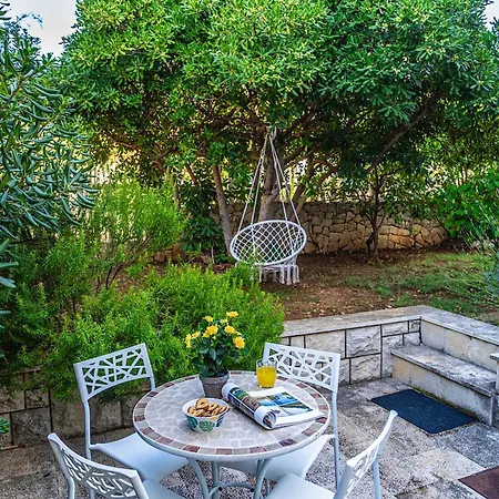 Modern Spacious Villa, 36 Sqm Pool, 70m To - Mediteran * 特罗吉尔